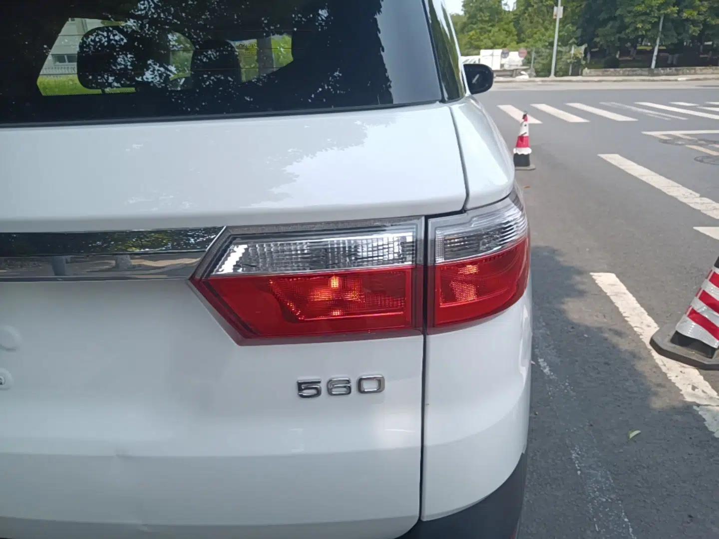 Dongfeng Fengon S560 2019 1.8L Manual Urban Model — миниатюра 9