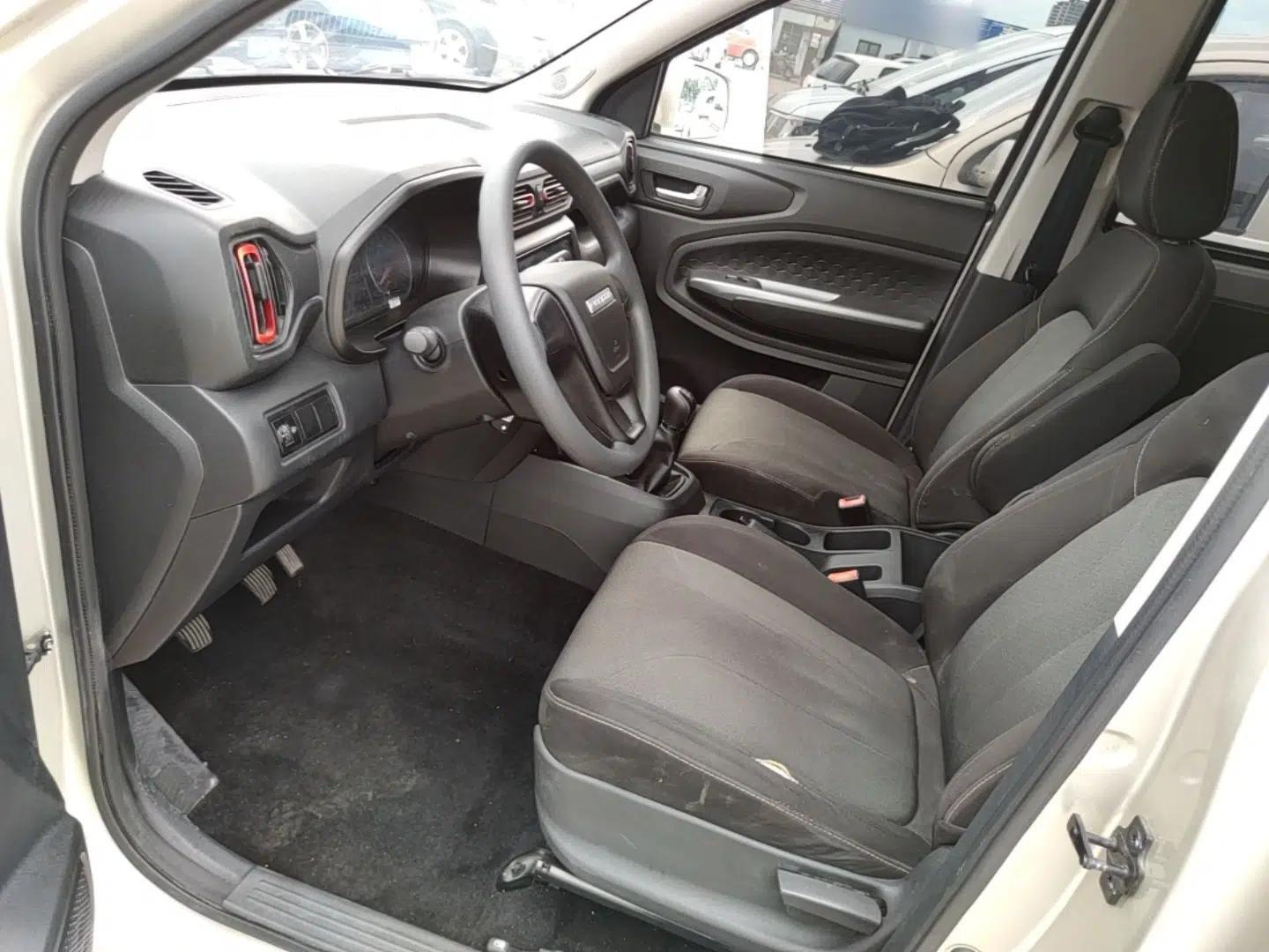 Dongfeng Fengon 380 2022 1.5L Comfort-Class Passenger Vehicle (Steel Spring) with 5 Seats — миниатюра 17