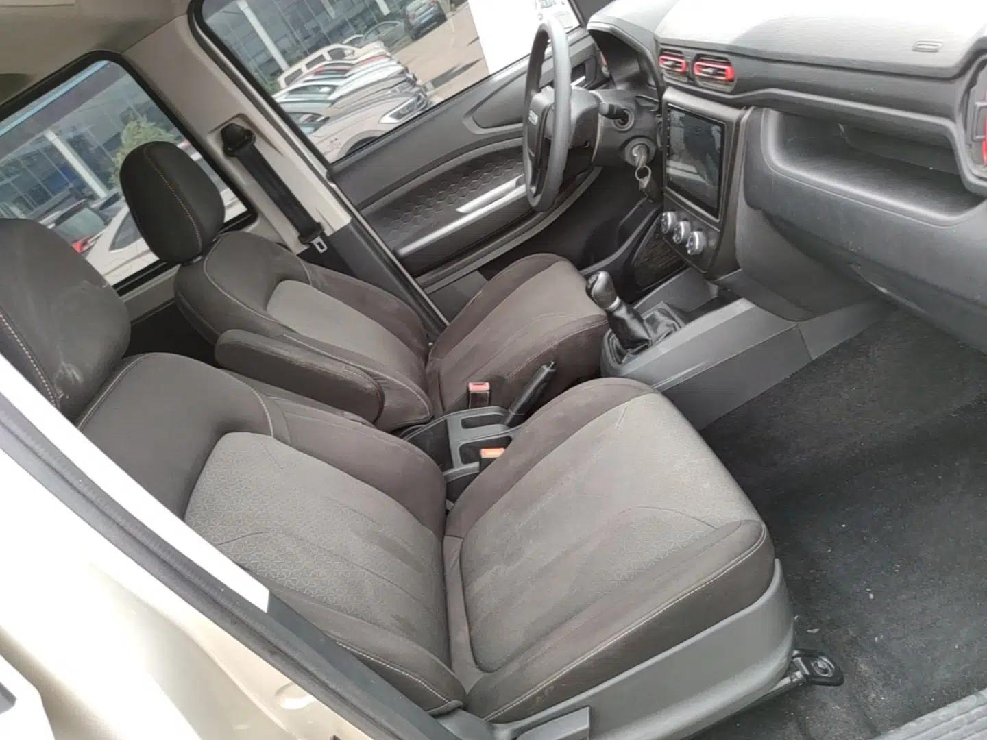Dongfeng Fengon 380 2022 1.5L Comfort-Class Passenger Vehicle (Steel Spring) with 5 Seats — миниатюра 19