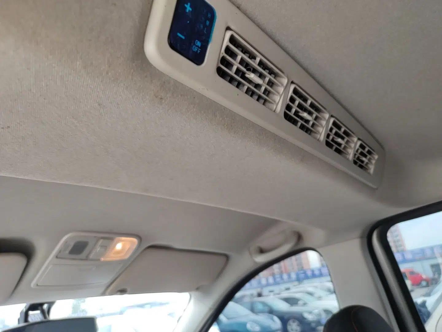 Dongfeng Fengon 380 2022 1.5L Comfort-Class Passenger Vehicle (Steel Spring) with 5 Seats — миниатюра 21