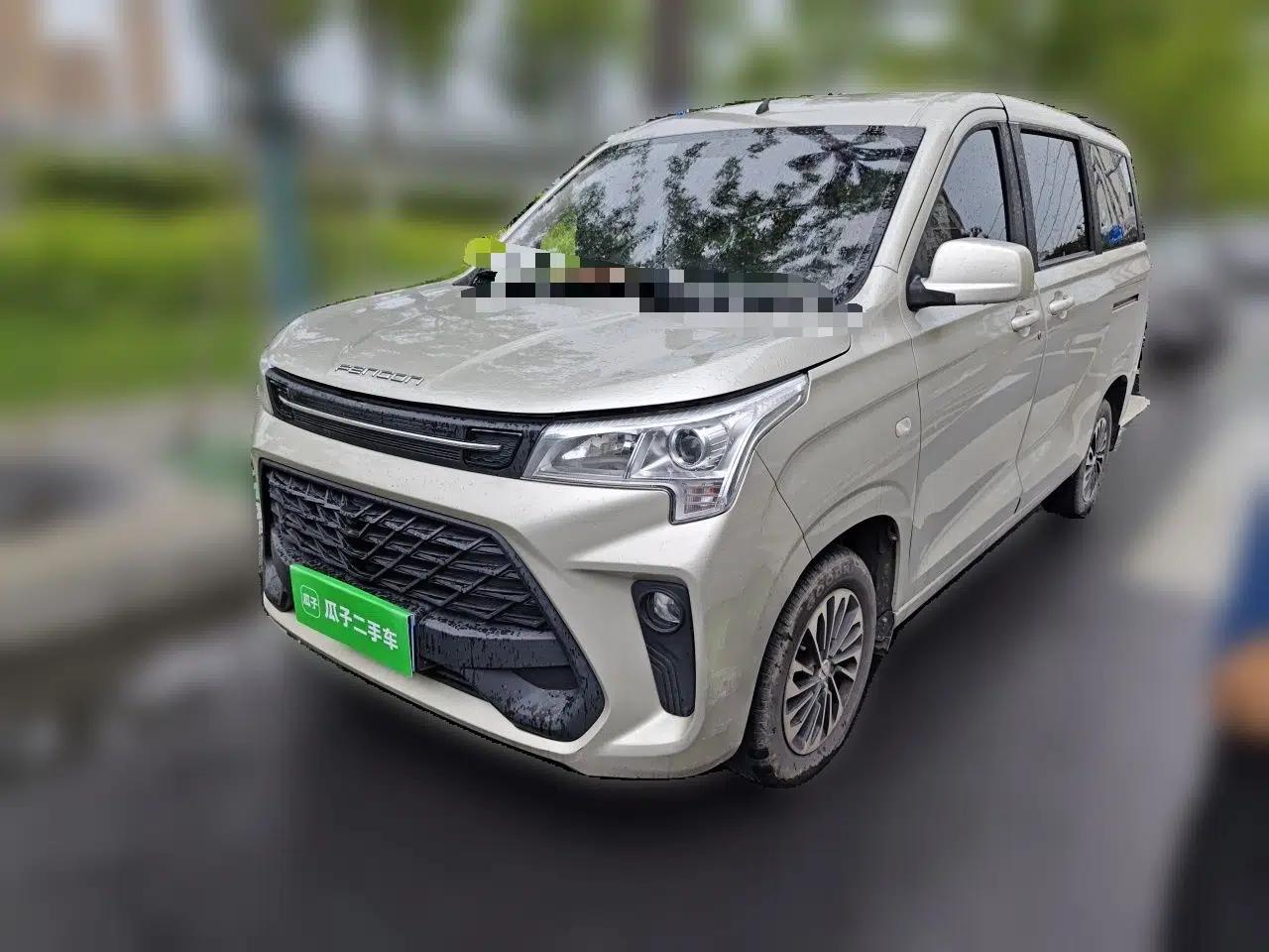 Dongfeng Fengon 380 2022 1.5L Comfort-Class Passenger Vehicle (Steel Spring) with 5 Seats — миниатюра 1