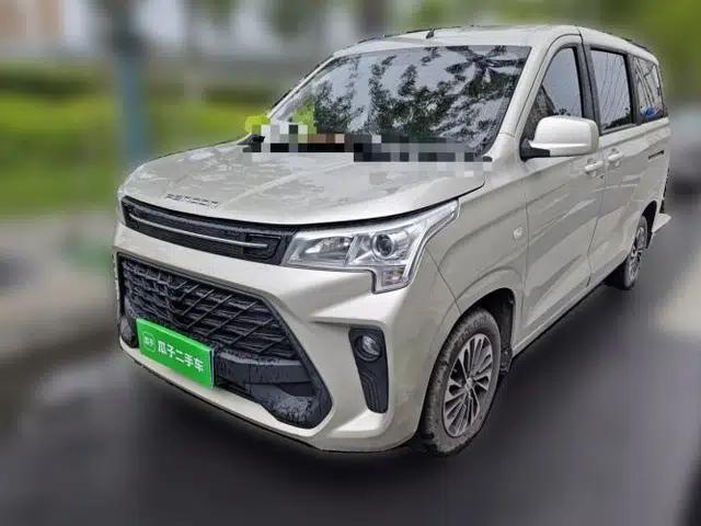 Dongfeng Fengon 380 2022 1.5L Comfort-Class Passenger Vehicle (Steel Spring) with 5 Seats