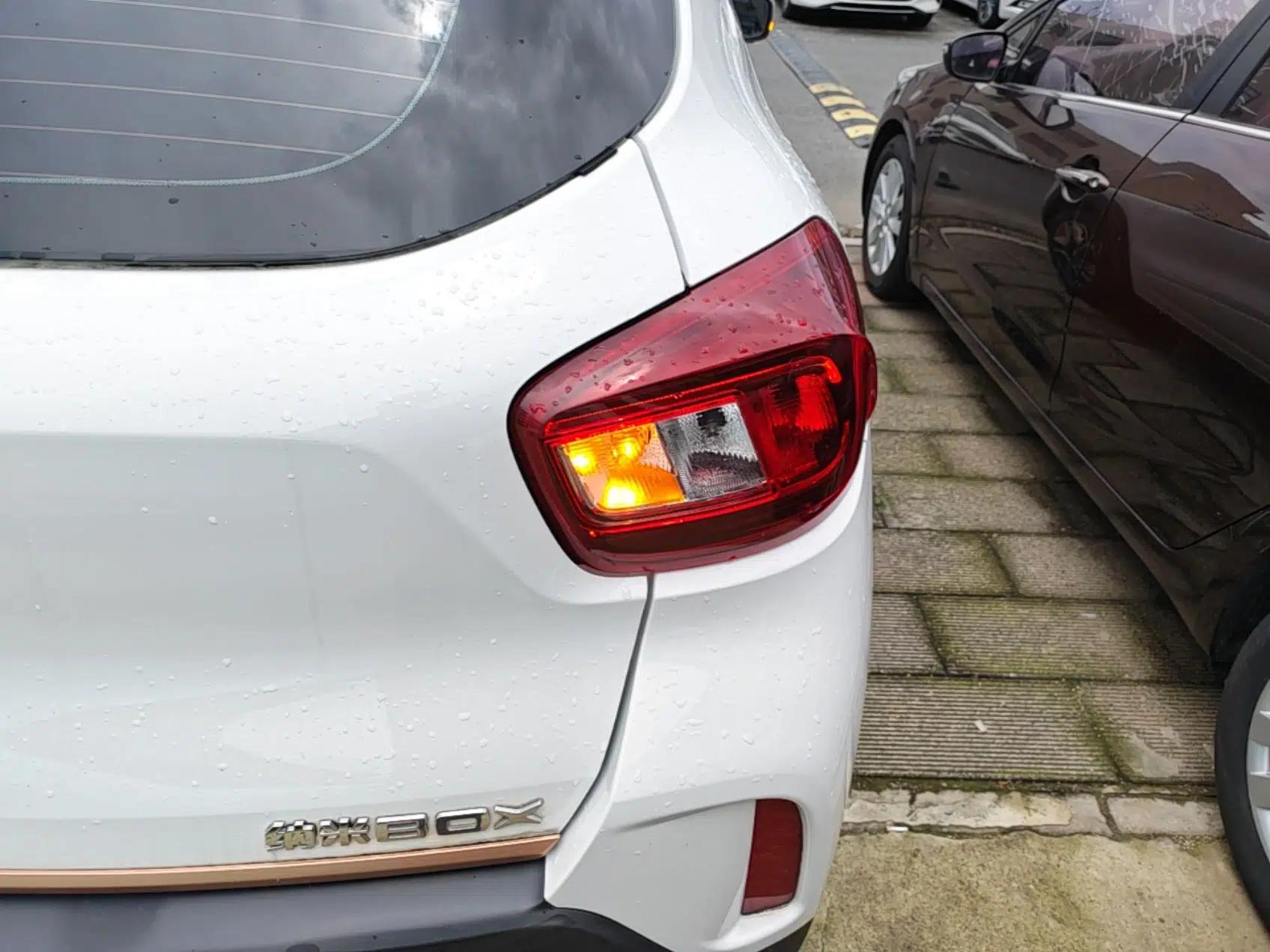 Dongfeng NAMMI BOX 2022 Revised Light Wind Edition 201 km Standard Version — миниатюра 9