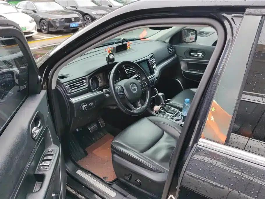 Grand Commander 2018 2.0T 4WD Enjoy Edition (National V Emission Standard) — миниатюра 9