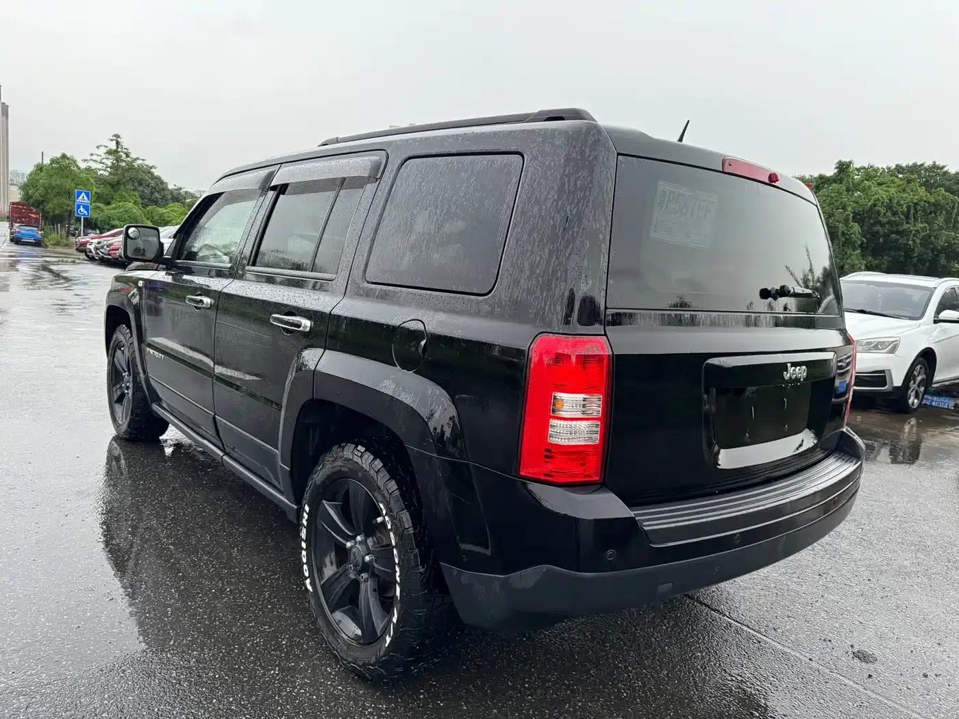 2013 Jeep Compass 2.4 Sport — миниатюра 4