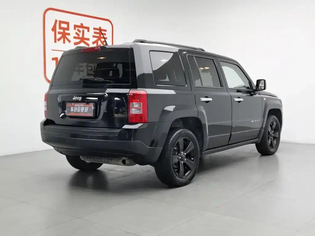 2014 Jeep Compass 2.4L Sport Edition — миниатюра 2