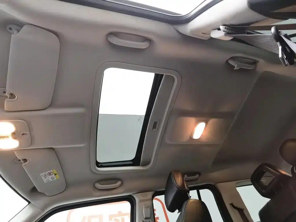 2014 Jeep Compass 2.4L Sport Edition — миниатюра 14