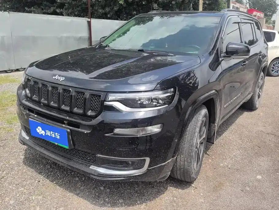 Grand Commander PHEV 2020 2.0T Plug-in Hybrid Leading Edition — миниатюра 1