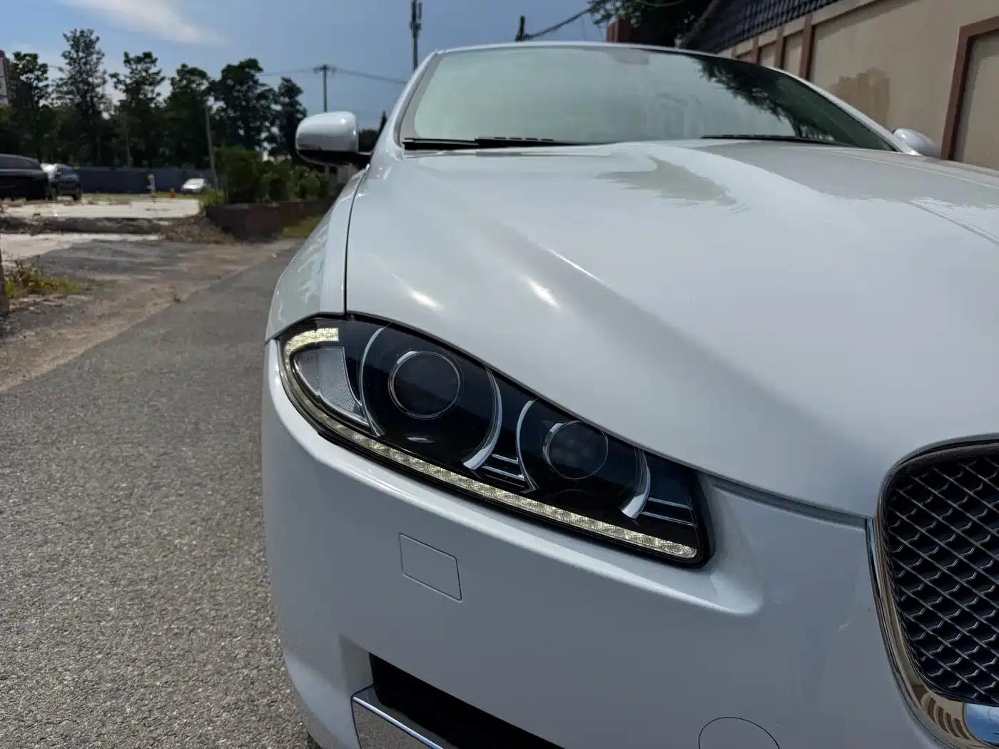 2013 Jaguar XF 2.0T Luxury Edition — миниатюра 22