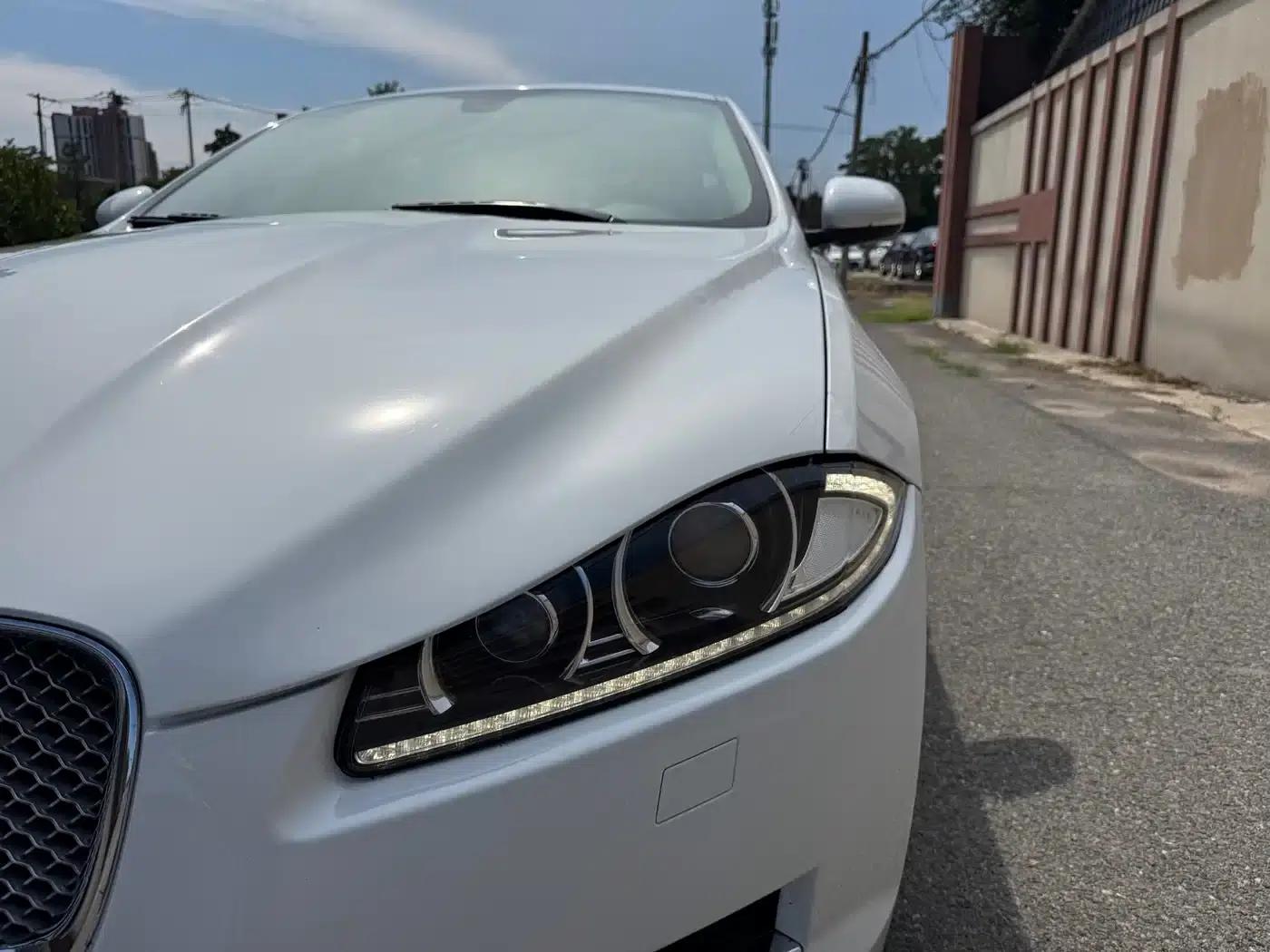2013 Jaguar XF 2.0T Luxury Edition — миниатюра 23