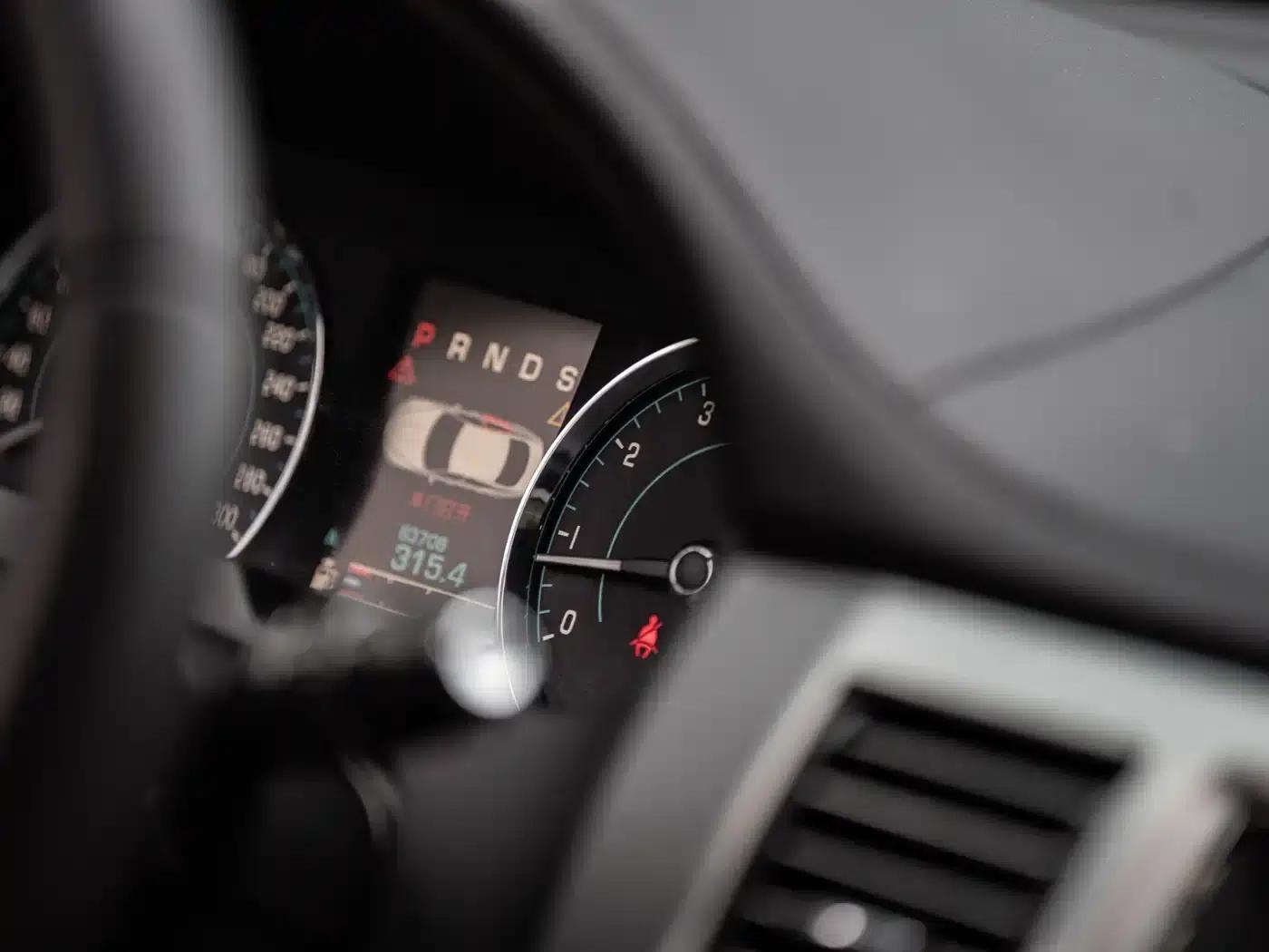 2012 Jaguar XF 3.0L V6 Elegance Edition — миниатюра 12