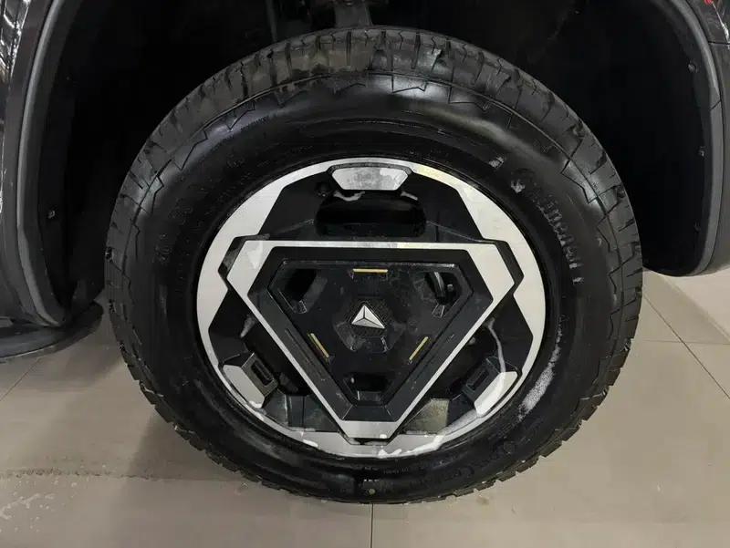 Deep Blue G318 2025 Worry-Free Crossing Edition 4WD Secret Realm Edition — миниатюра 7