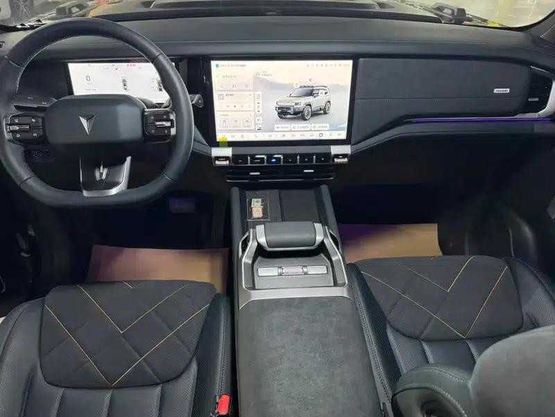 Deep Blue G318 2025 Worry-Free Crossing Edition 4WD Secret Realm Edition — миниатюра 10