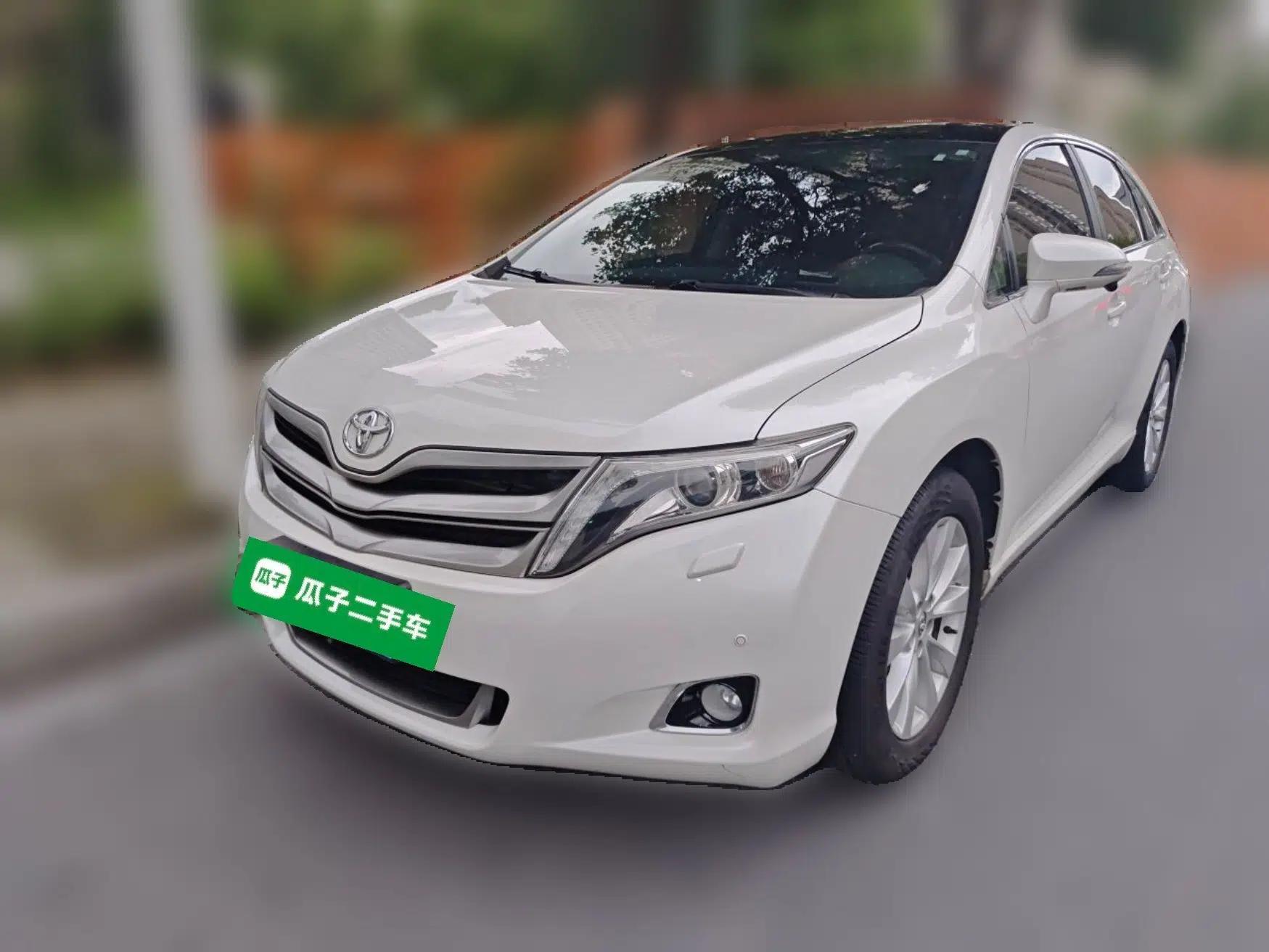 Toyota Venza 2013 2.7L 4x4 Luxury Edition — миниатюра 1