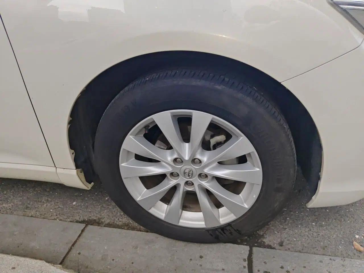 Toyota Venza 2013 2.7L 4x4 Luxury Edition — миниатюра 8