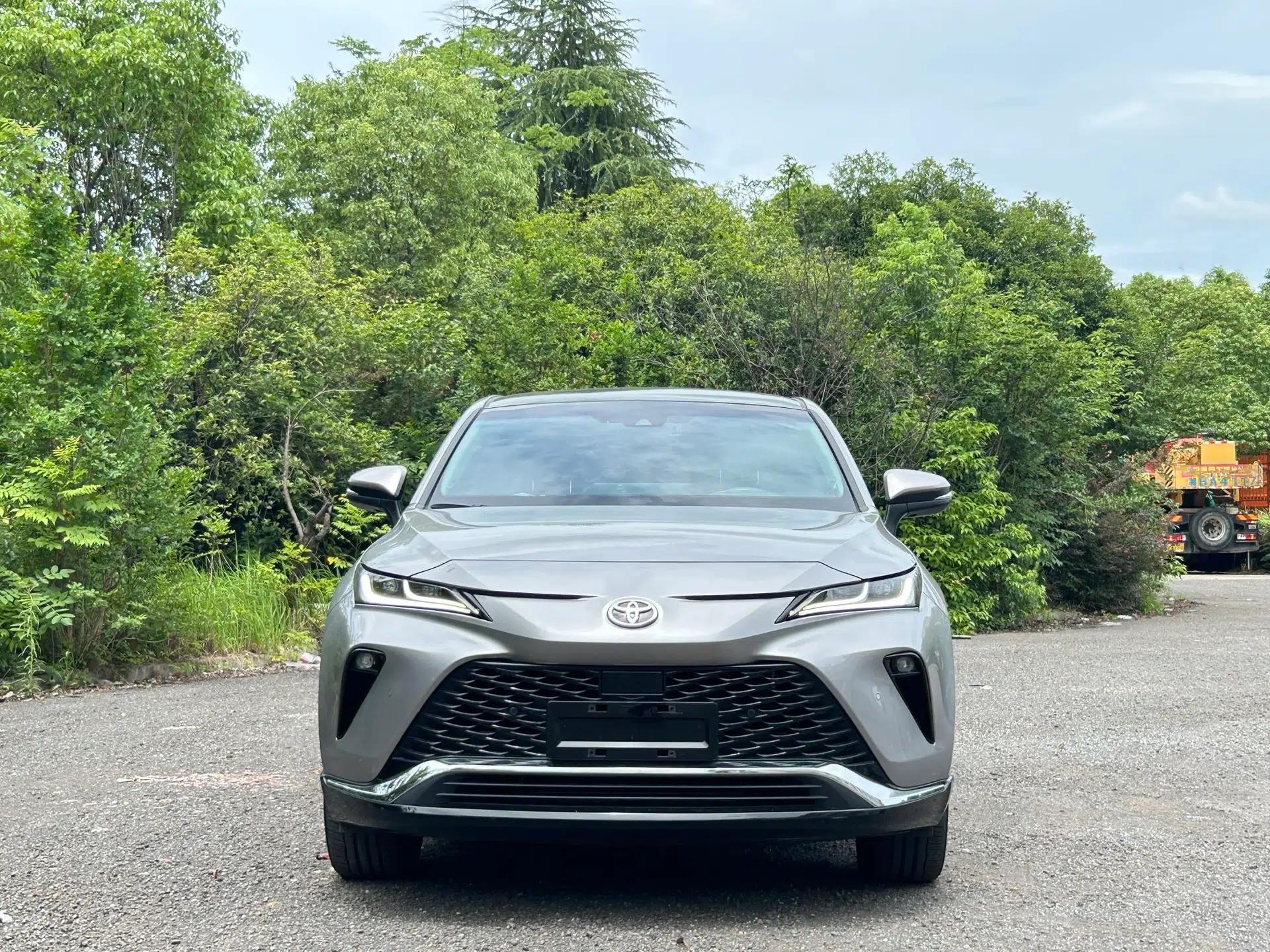 Toyota Venza 2022 2.0L CVT Two-Wheel Drive Prestige Edition — миниатюра 14