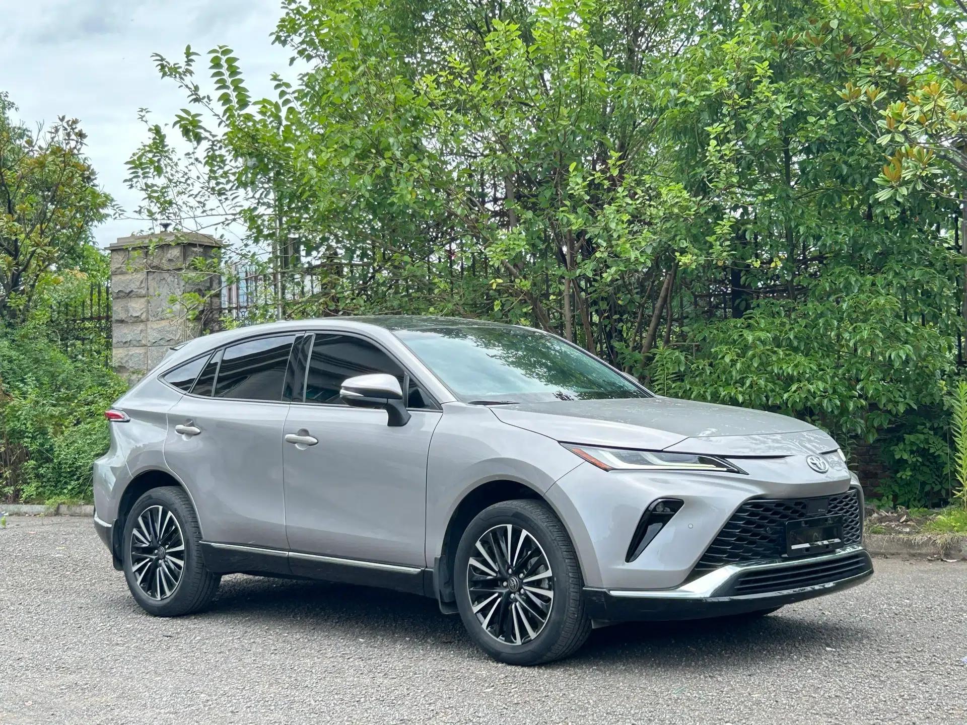 Toyota Venza 2022 2.0L CVT Two-Wheel Drive Prestige Edition — миниатюра 15