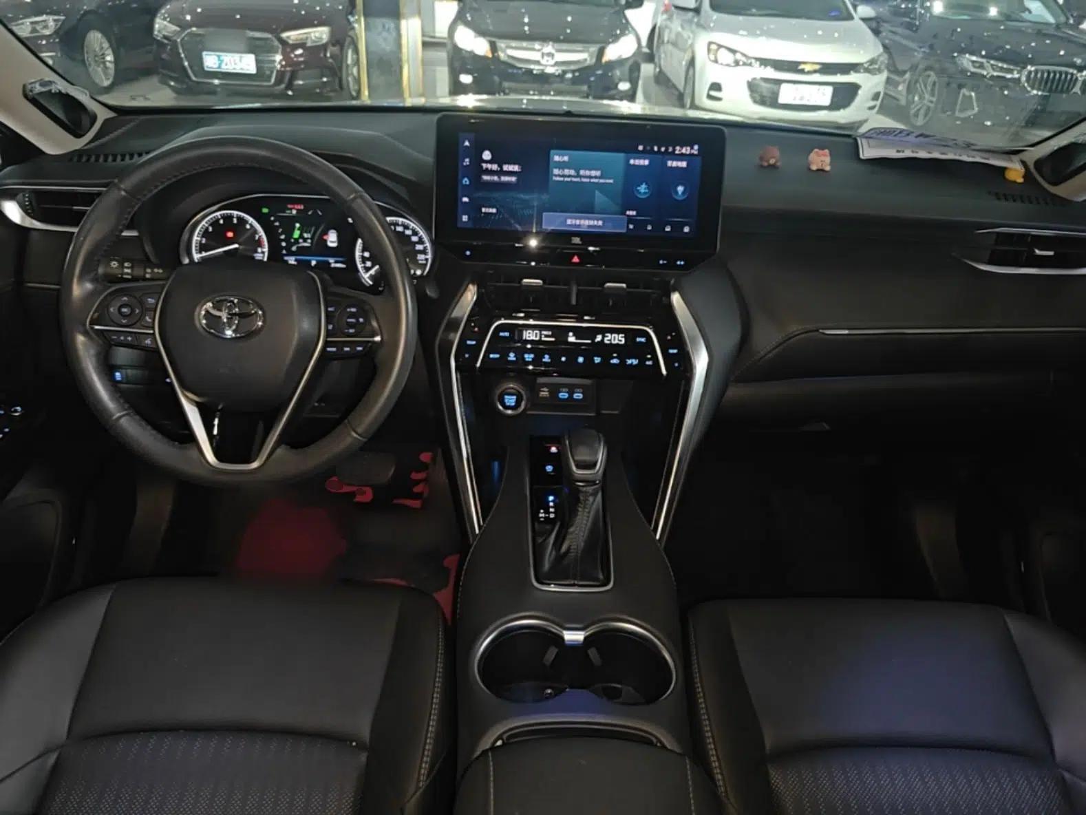 Toyota Venza 2022 2.0L CVT Two-Wheel Drive Prestige Edition — миниатюра 19