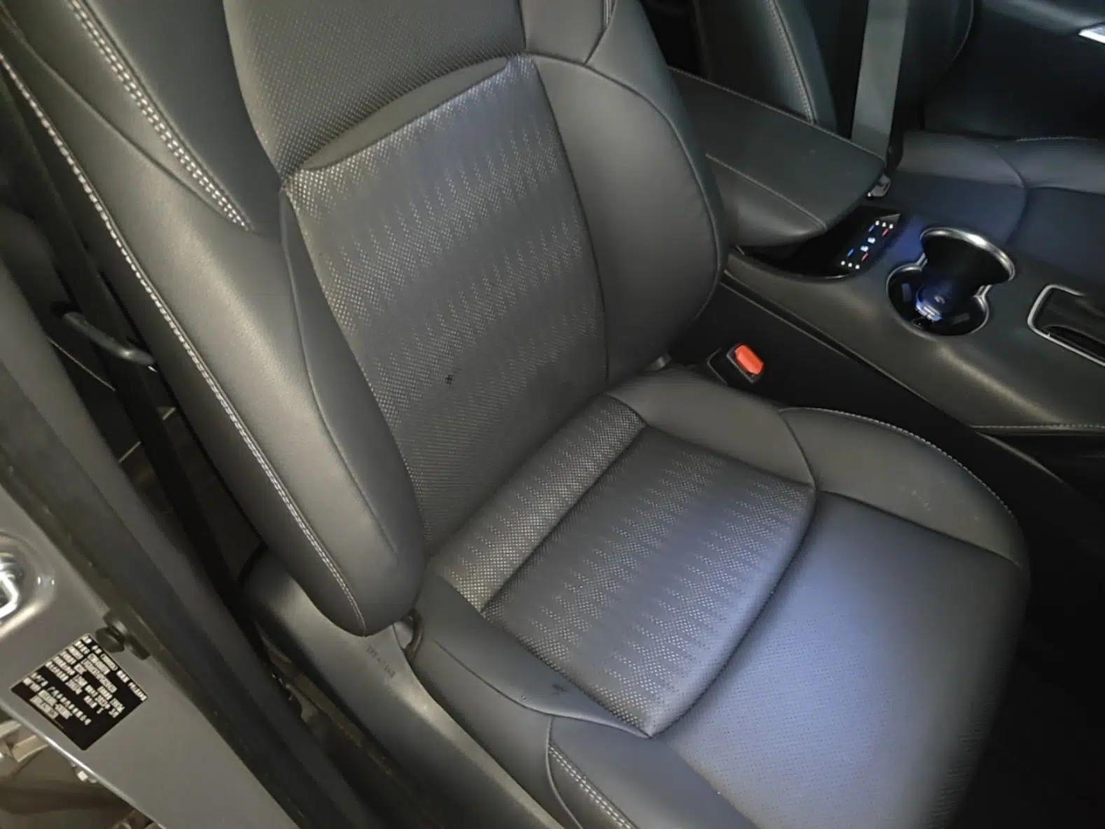 Toyota Venza 2022 2.0L CVT Two-Wheel Drive Prestige Edition — миниатюра 26