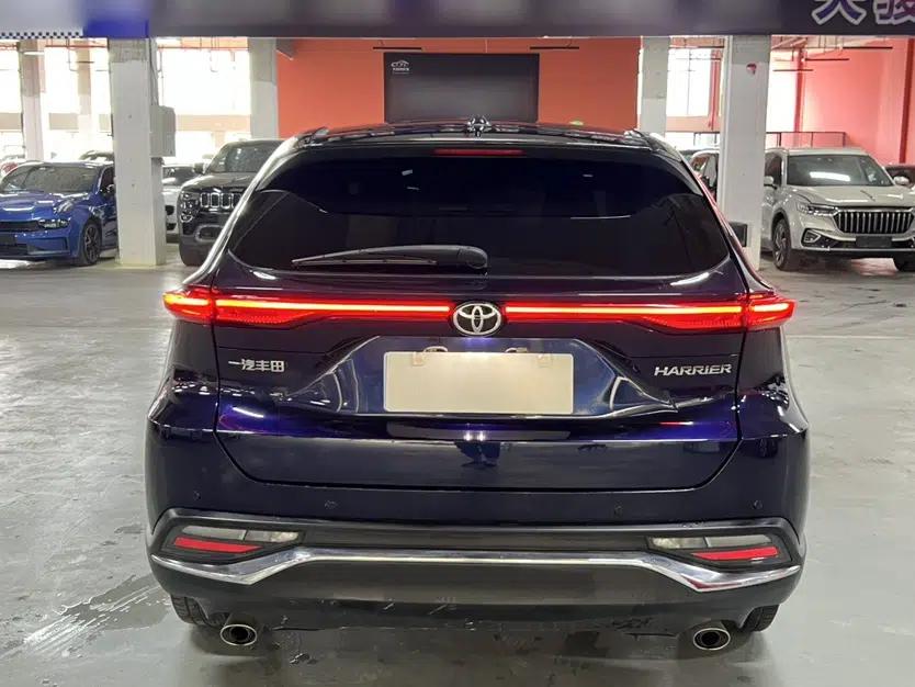 Toyota Harrier 2022 2.0L CVT Two-Wheel Drive Luxury Edition — миниатюра 15
