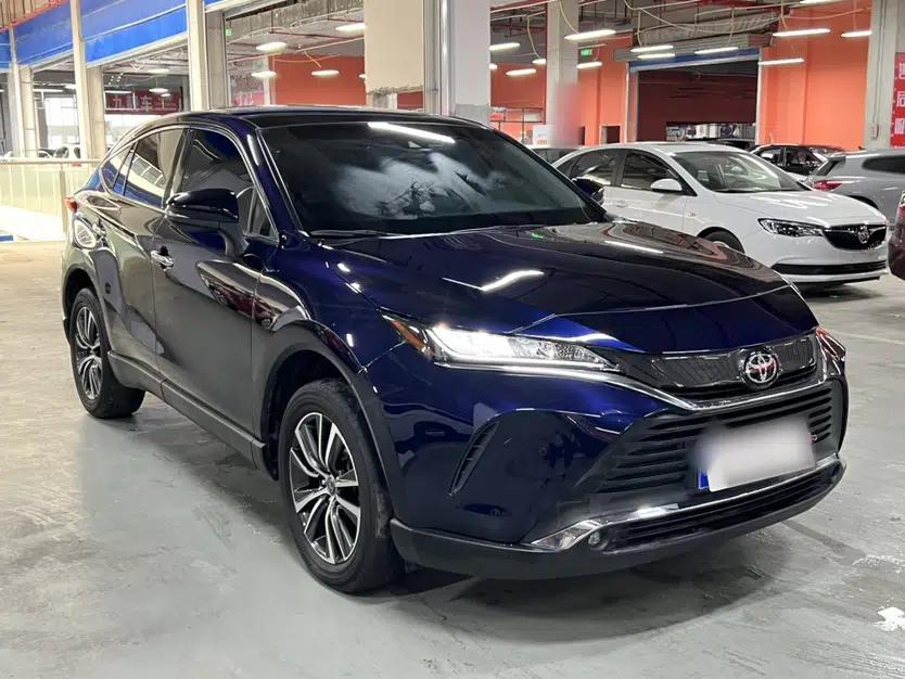 Toyota Harrier 2022 2.0L CVT Two-Wheel Drive Luxury Edition — миниатюра 19