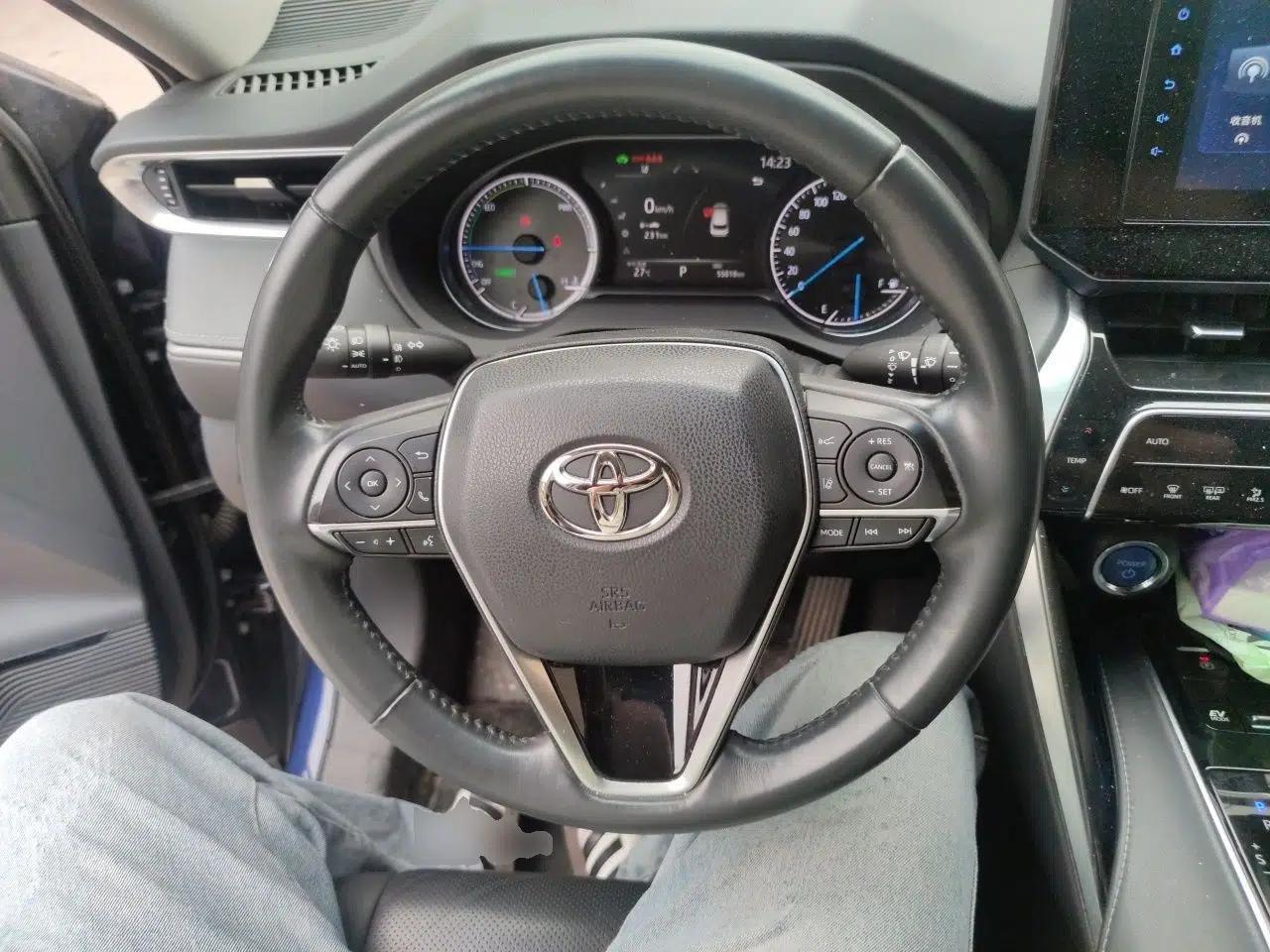 Toyota Harrier 2022 Dual-Engine 2.5L CVT Two-Wheel Drive Luxury Edition — миниатюра 10