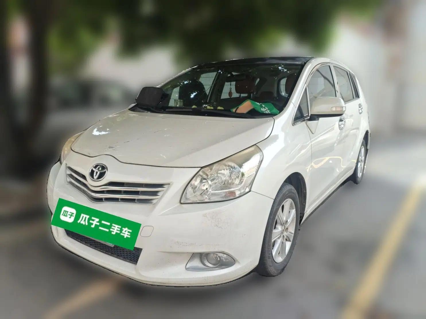 Toyota Verso 2011 180E CVT Elite Edition — миниатюра 1