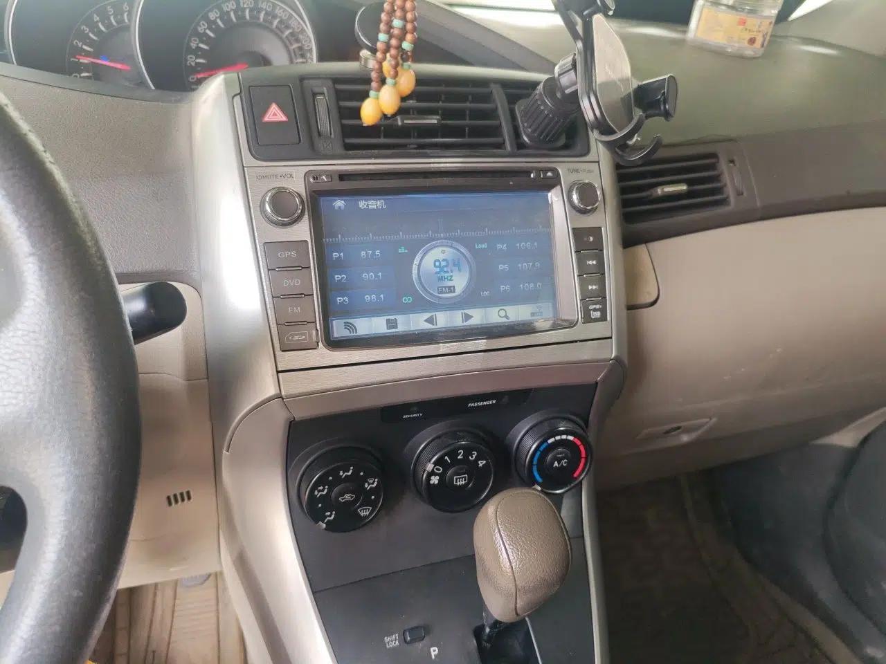 Toyota Verso 2011 180E CVT Elite Edition — миниатюра 13