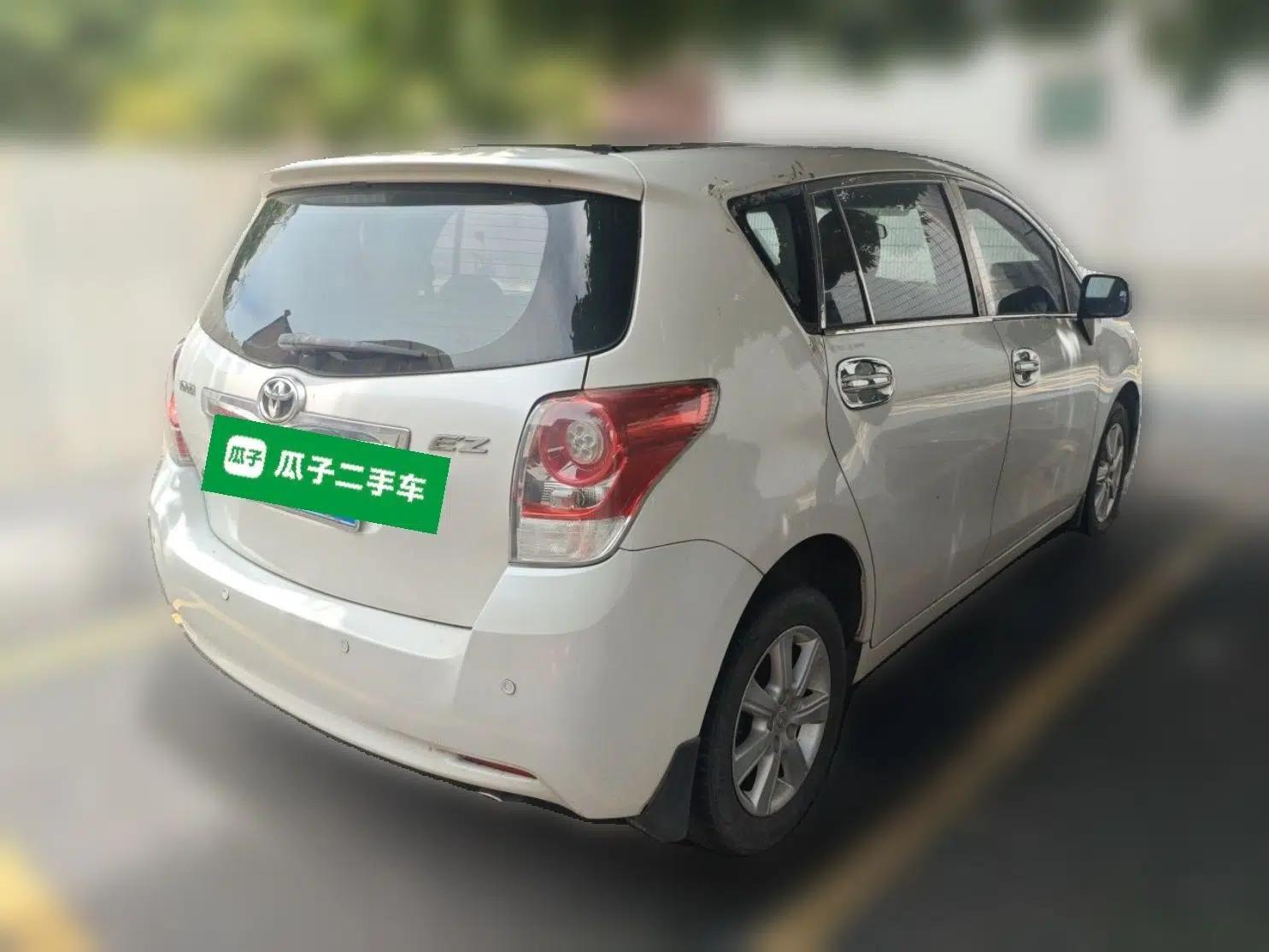 Toyota Verso 2011 180E CVT Elite Edition — миниатюра 6