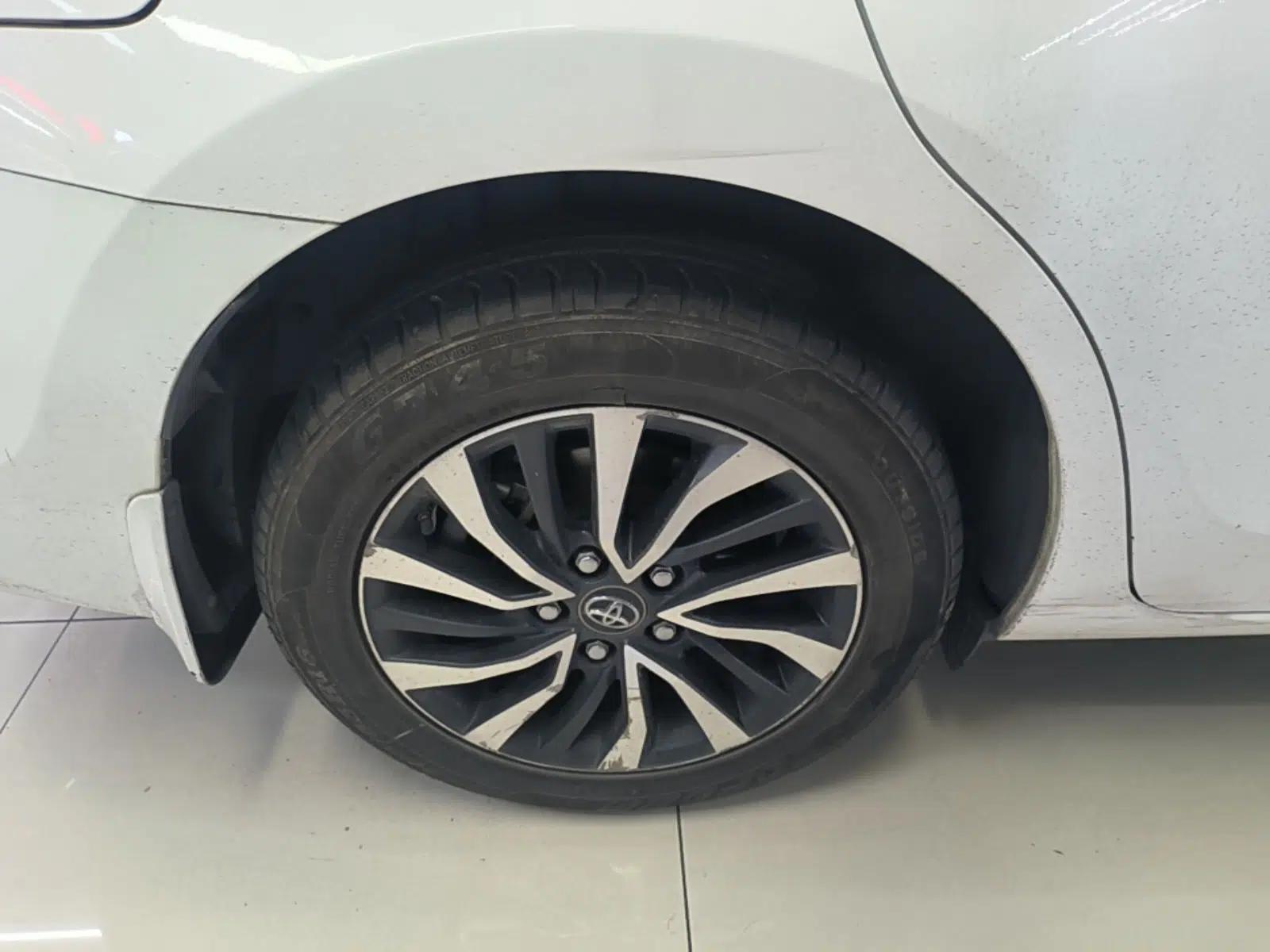 Toyota Corolla Hybrid E+ 2020 1.8L E-CVT Comfort Edition — миниатюра 11