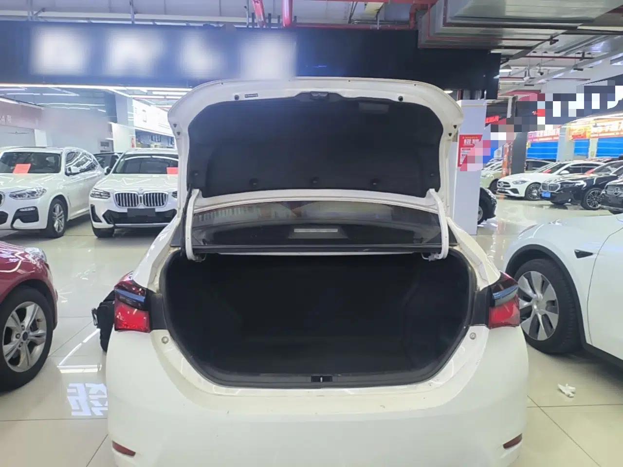 Toyota Corolla Hybrid E+ 2020 1.8L E-CVT Comfort Edition — миниатюра 22