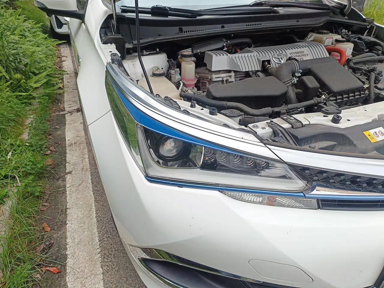 Toyota Corolla Hybrid E+ 2019 1.8L E-CVT Leading Edition — миниатюра 7