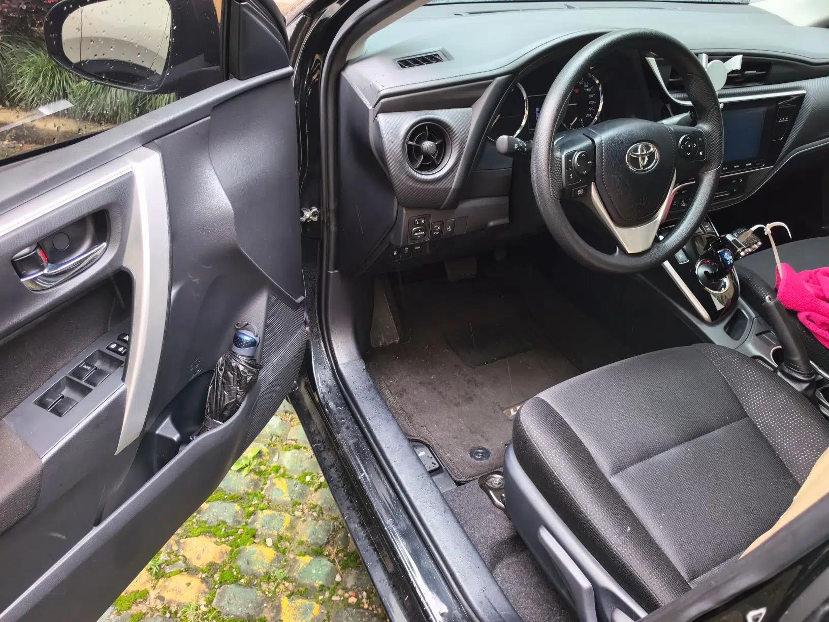 Toyota Levin Hybrid E+ 2019 1.8L GS E-CVT Elite Model with Sunroof — миниатюра 16