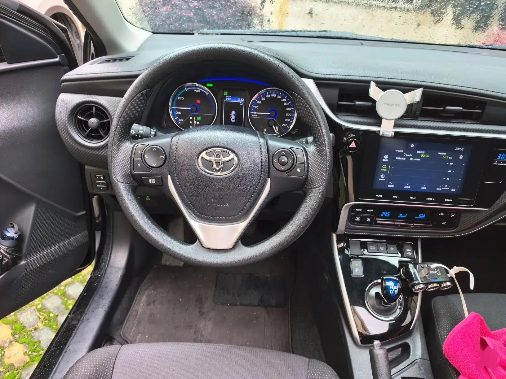 Toyota Levin Hybrid E+ 2019 1.8L GS E-CVT Elite Model with Sunroof — миниатюра 10