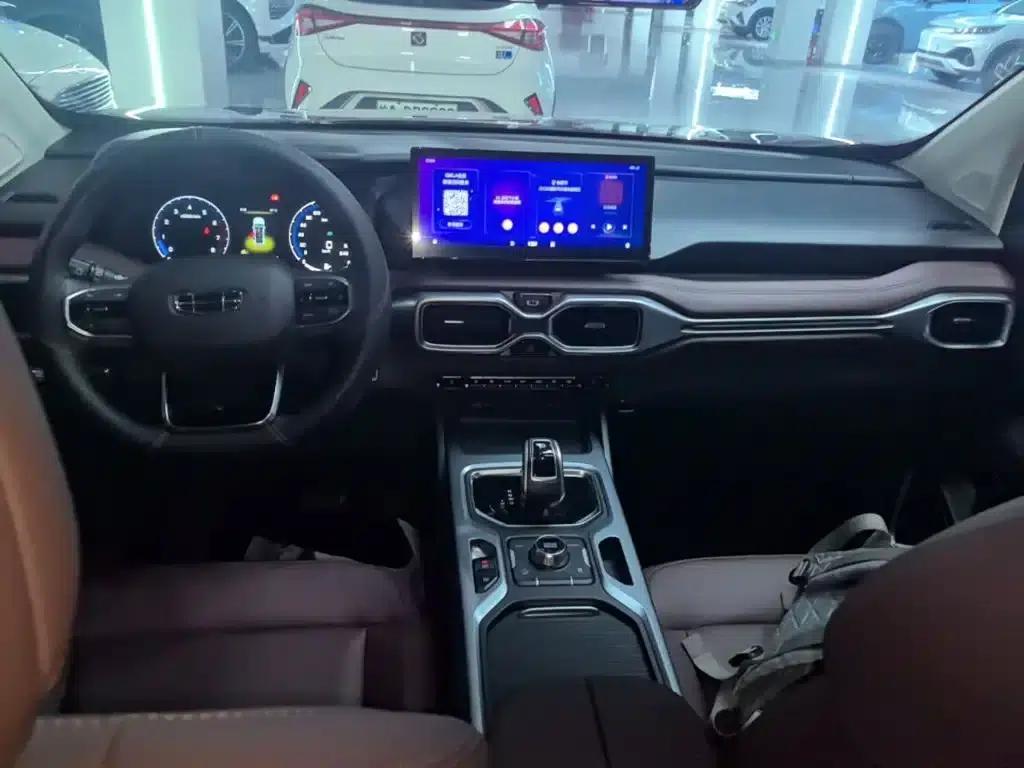 Geely Haoyue 2022 1.8TD Automatic Premium 7-seater — миниатюра 10