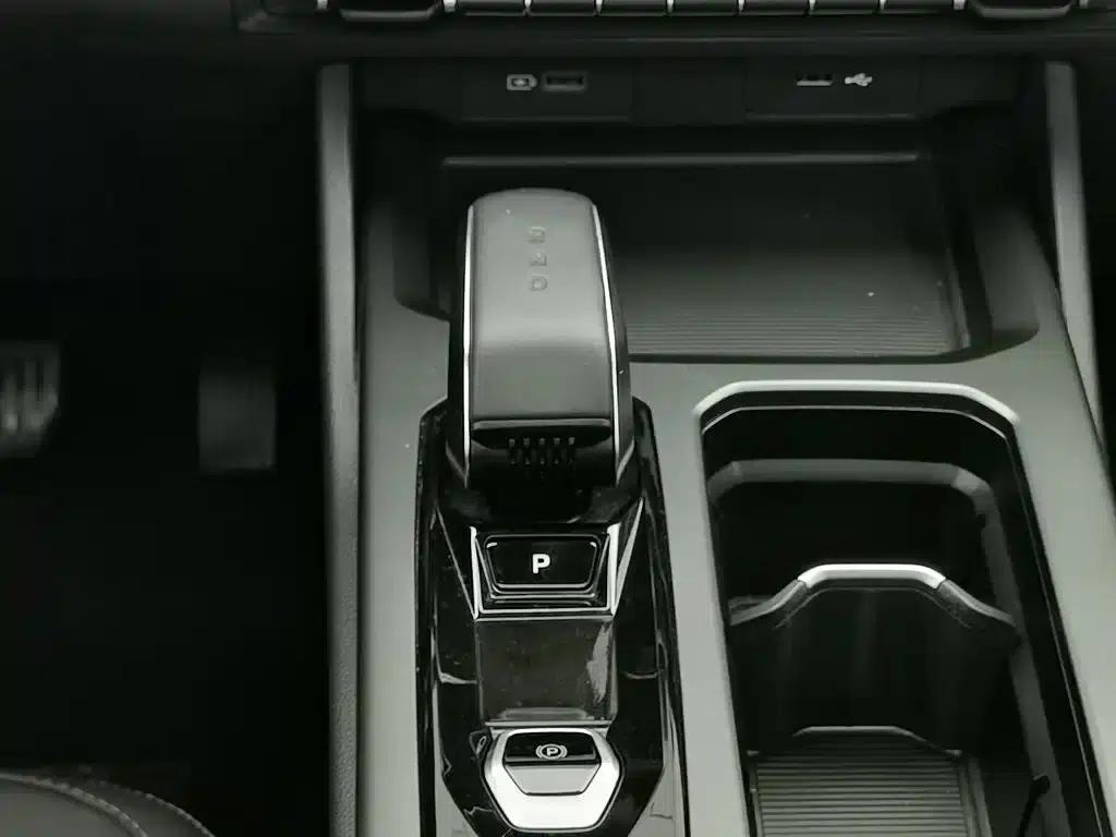 Haoyue L 2023 2.0T DCT Premium Edition — миниатюра 13