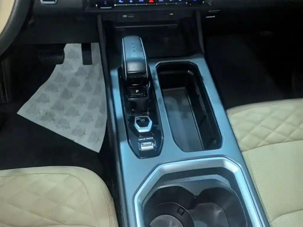 Geely Haoyue L 2023 2.0T DCT Flagship Edition — миниатюра 14