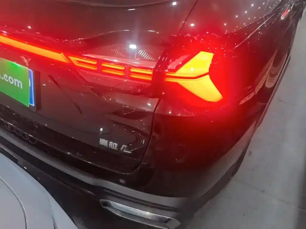 Geely Haoyue L 2023 2.0T DCT Flagship Edition — миниатюра 8