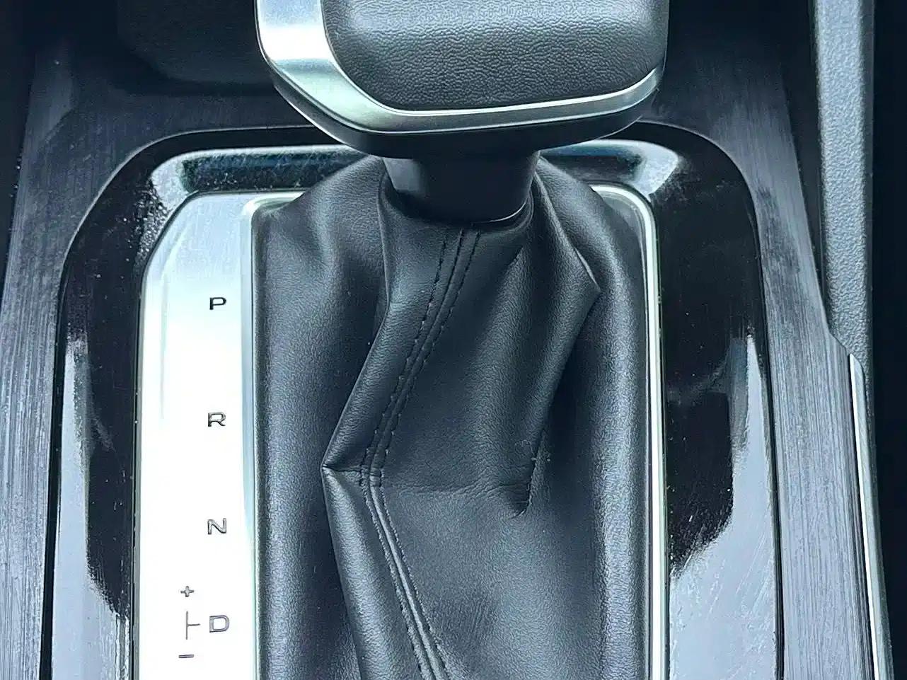 Geely Emgrand S 2022 1.4T CVT Crossover Player Edition — миниатюра 15
