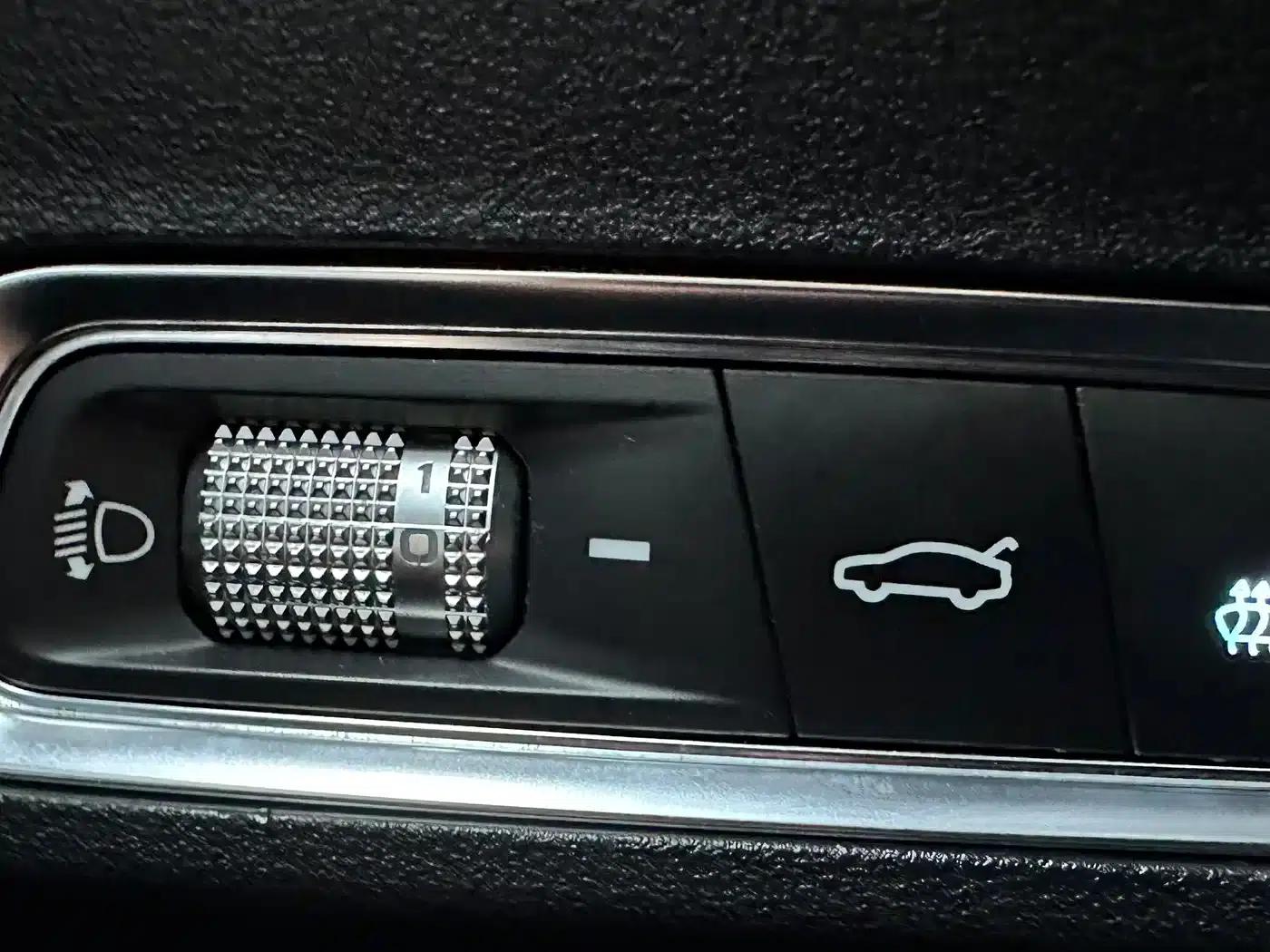 Geely Emgrand S 2022 1.4T CVT Crossover Player Edition — миниатюра 16