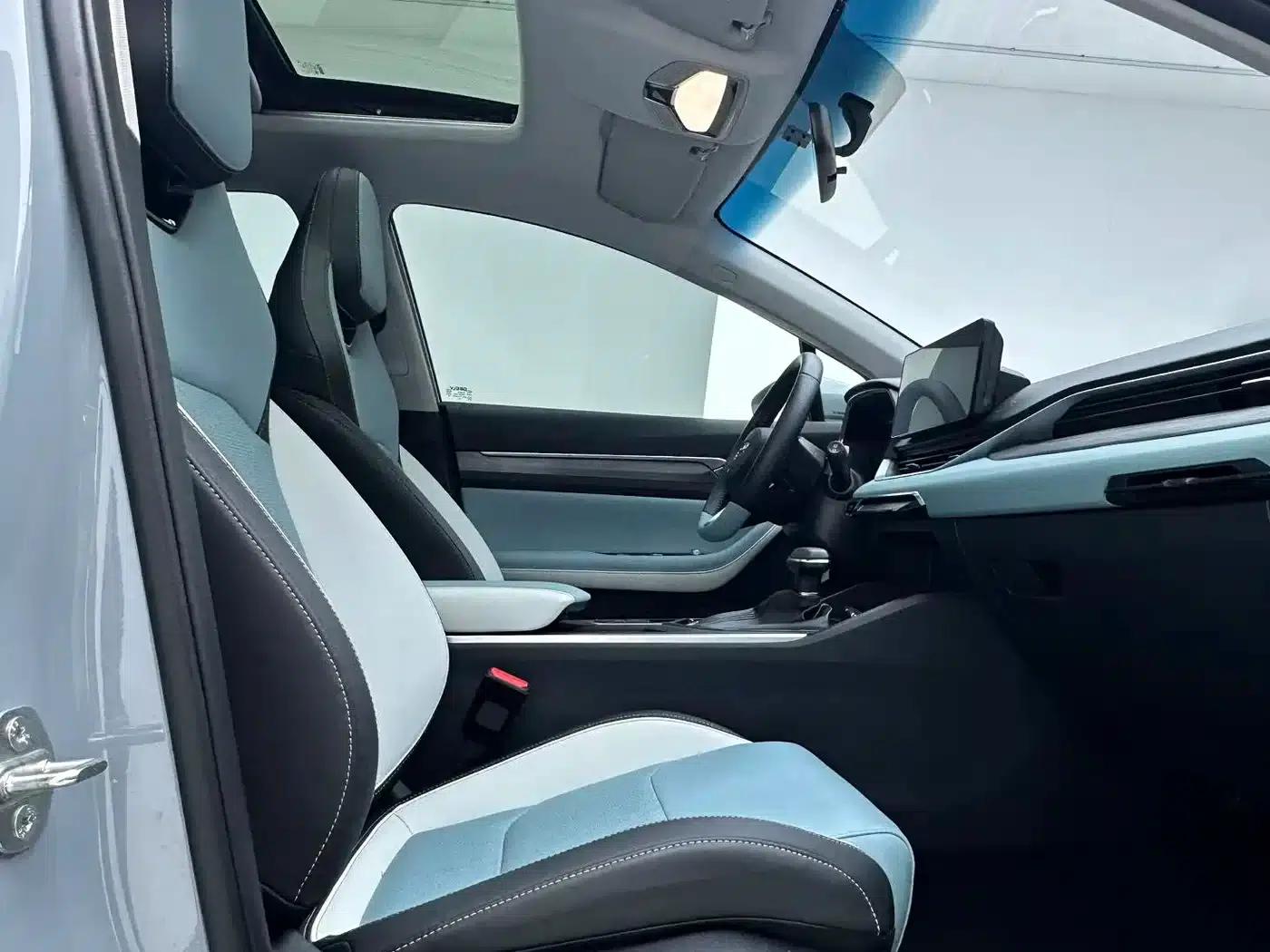 Geely Emgrand S 2022 1.4T CVT Crossover Player Edition — миниатюра 8
