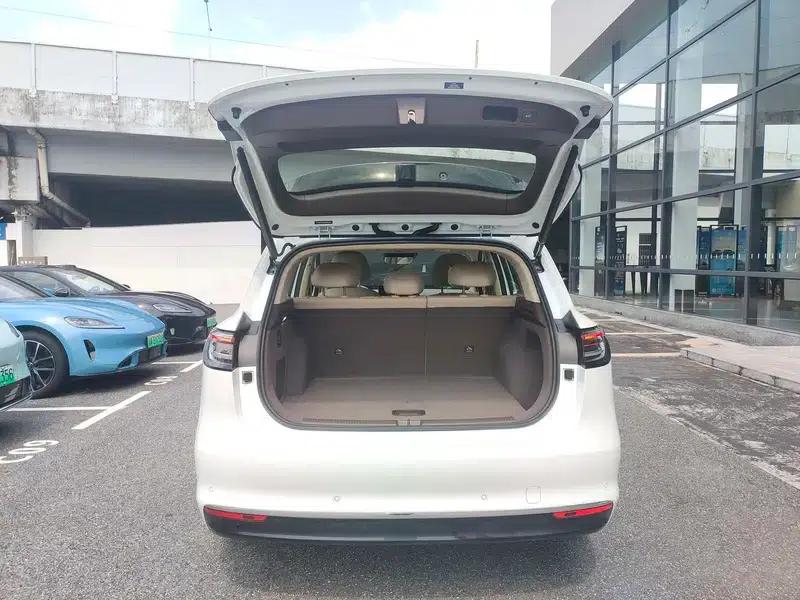 Shangjie H5 2026 Pure Electric Max+ — миниатюра 2