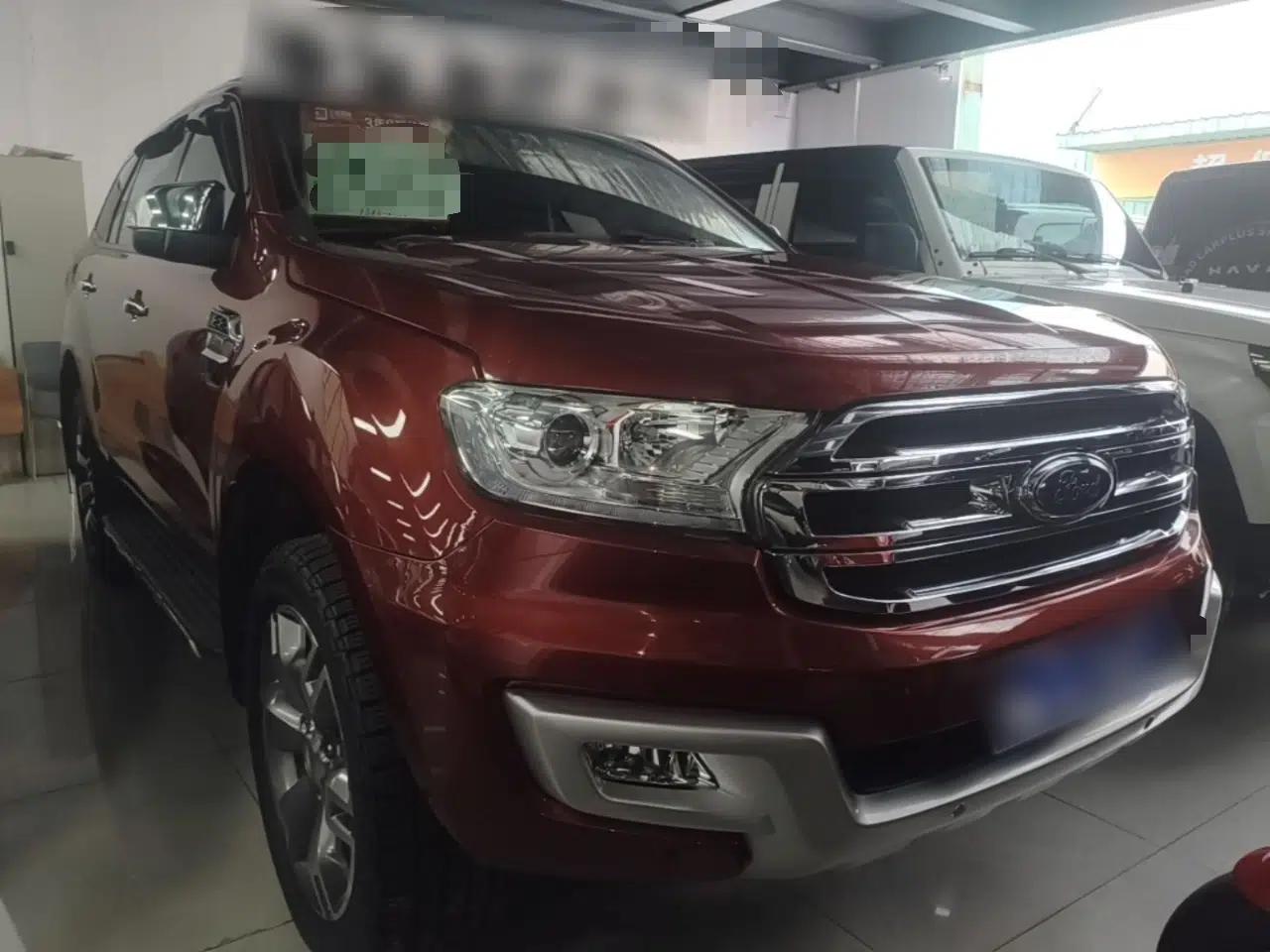 Ford Everest 2017 2.0T Gasoline Automatic 4x4 Flagship Edition 7 Seats — миниатюра 12