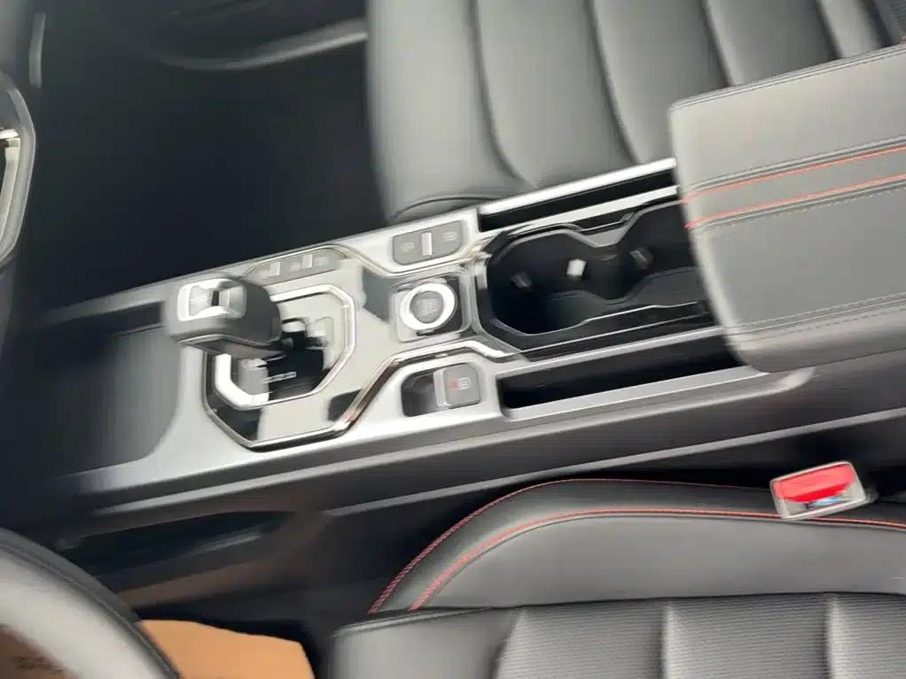 Geely Cowboy 2025 1.5TD Wild Edition — миниатюра 8