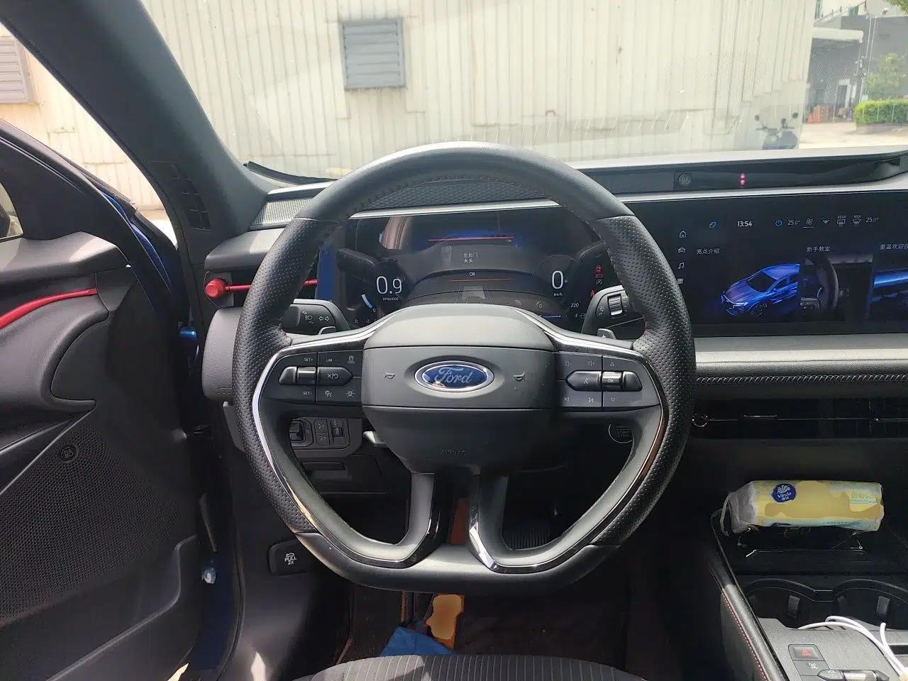 Ford EVOS 2022 EcoBoost 245 Sport Edition — миниатюра 10