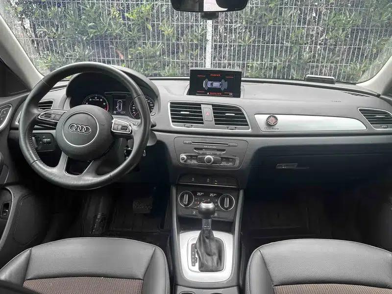Audi Q3 2018 30th Anniversary Edition 30 TFSI Fashion Model — миниатюра 6