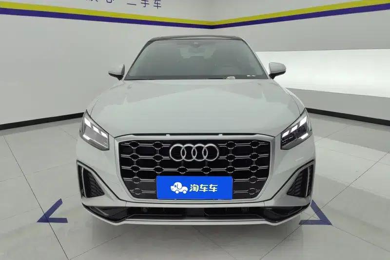 Audi Q3 2023 35 TFSI Fashion Dynamic Edition — миниатюра 2