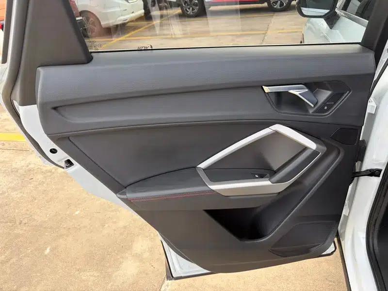 Audi Q3 2021 35 TFSI Fashion Elegance — миниатюра 14
