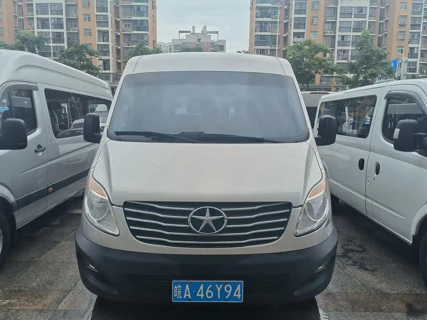 Starlight 2024 2.0T Long Wheelbase Express Single Tire Roof 5/6/7 Seats — миниатюра 2
