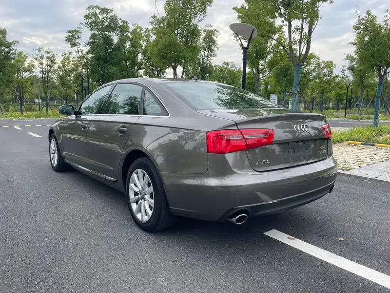Audi A6L 2014 30 FSI Technology Edition — миниатюра 4